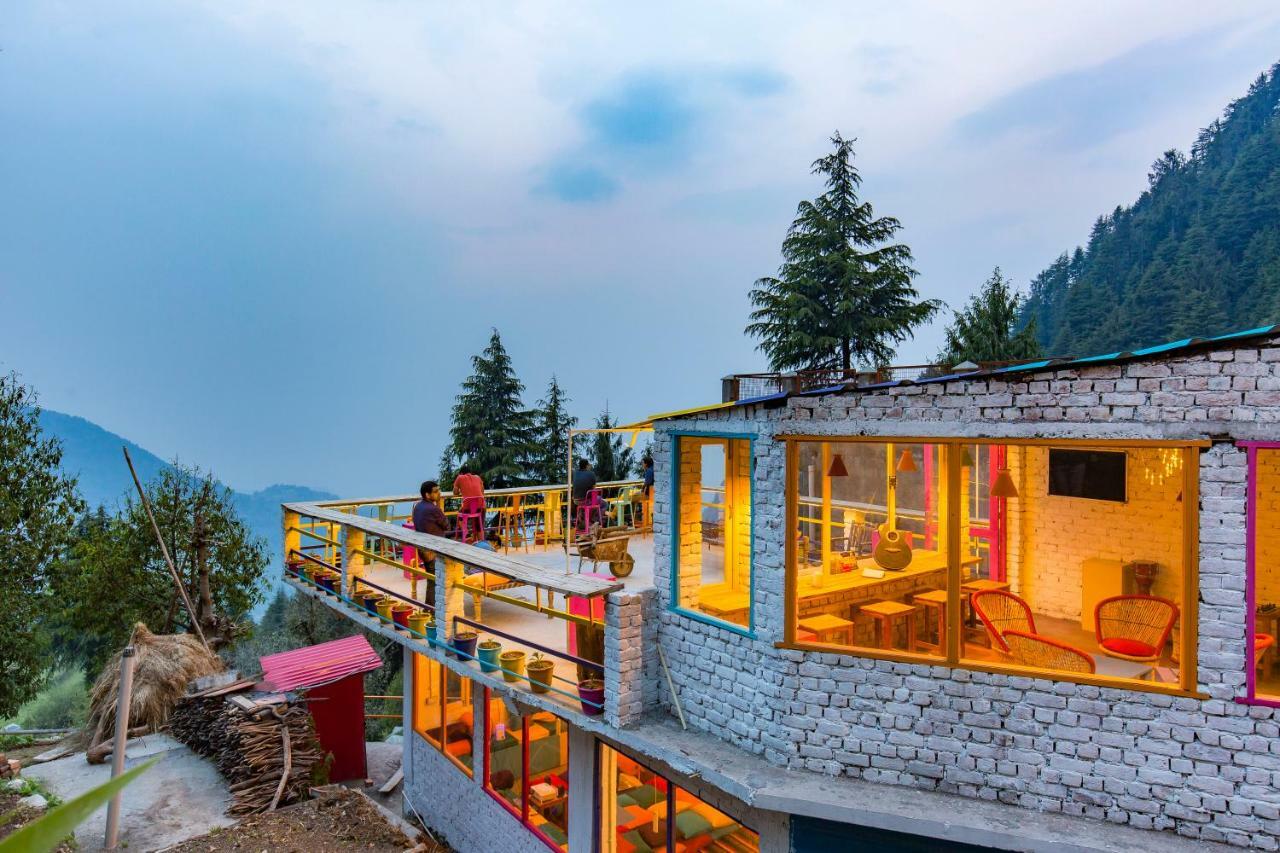 Gostops Dalhousie - Rooms & Dorms Екстериор снимка