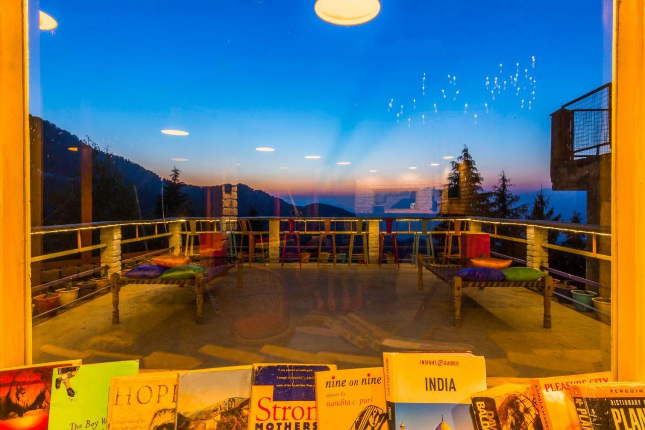 Gostops Dalhousie - Rooms & Dorms Екстериор снимка
