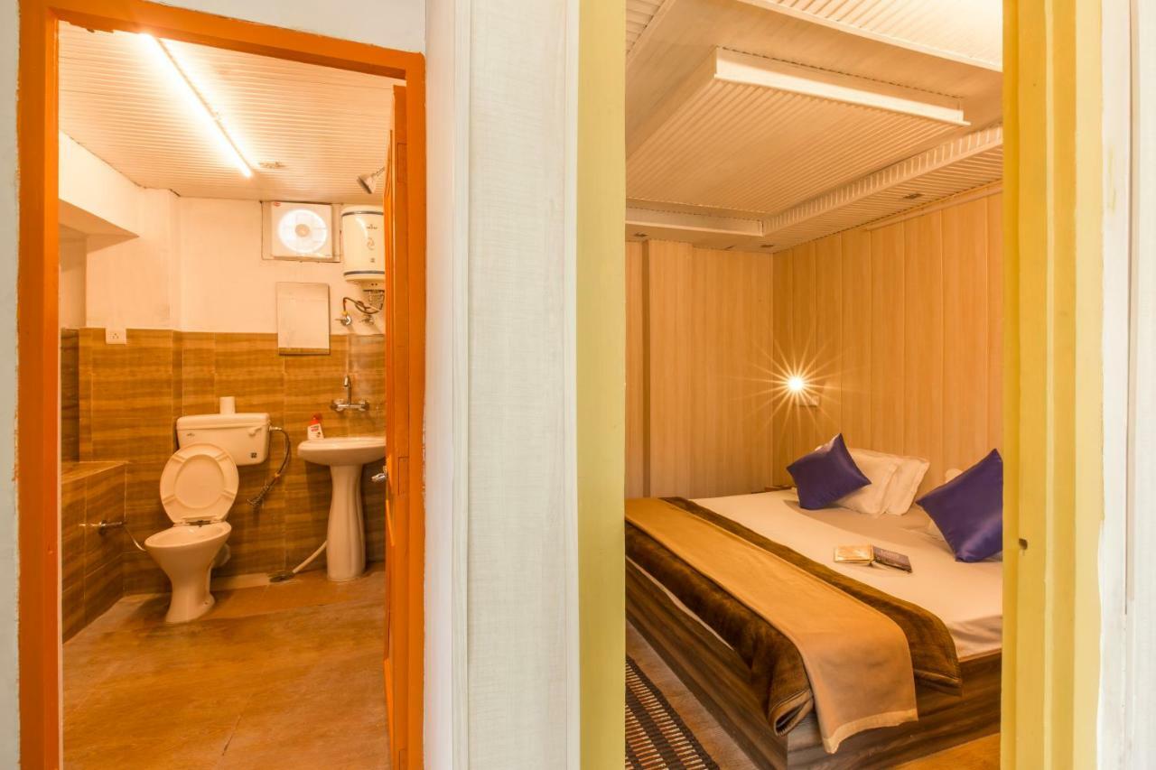 Gostops Dalhousie - Rooms & Dorms Екстериор снимка